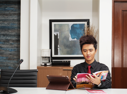 ReginaPLaurelScholarship